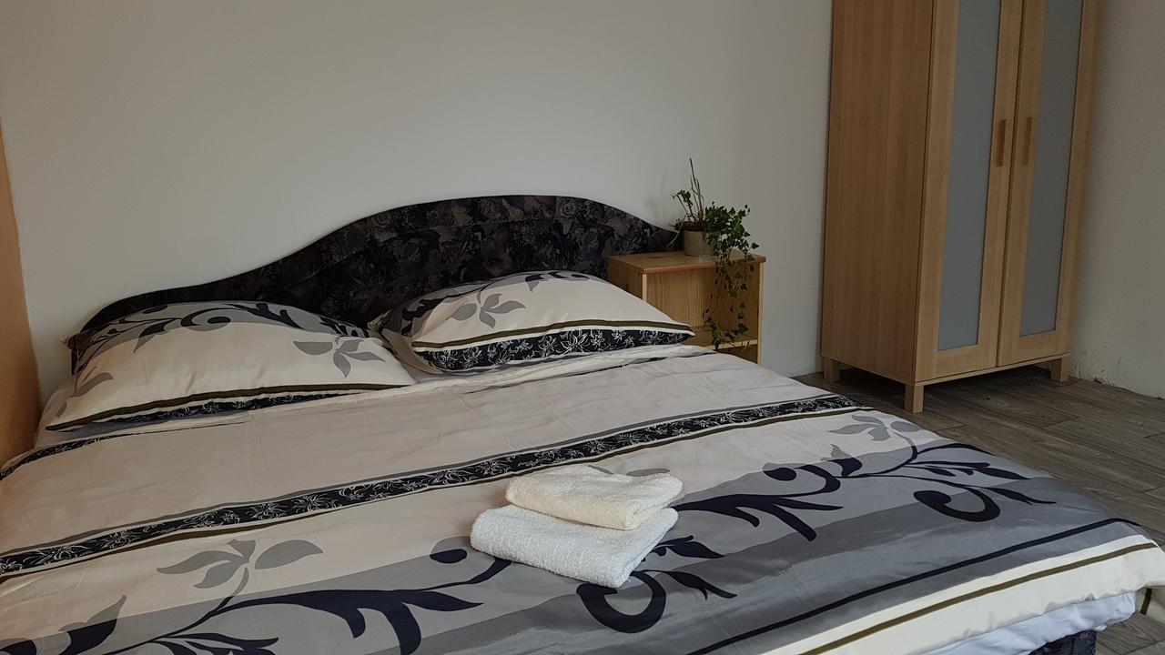 Apartman Marcela Libouchec Экстерьер фото
