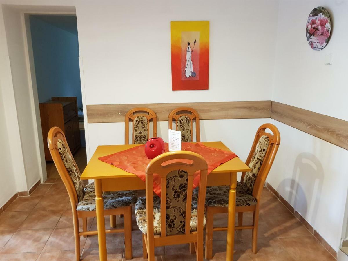 Apartman Marcela Libouchec Экстерьер фото